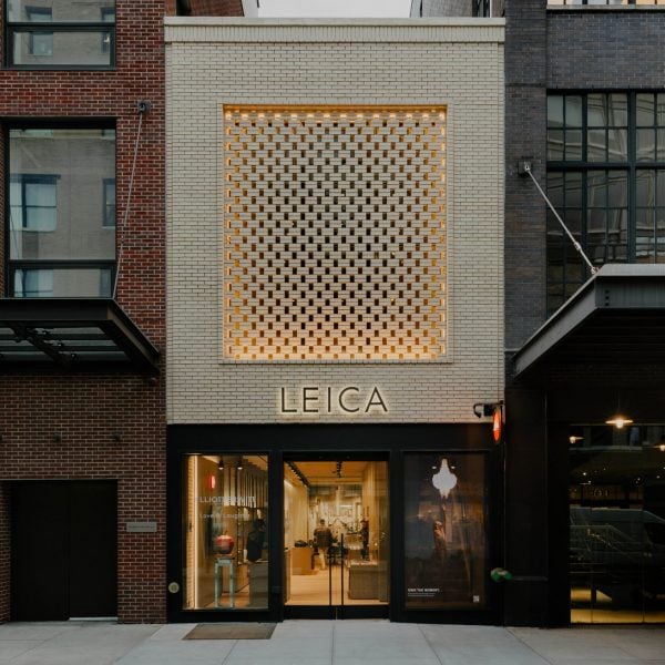 جلوی مشبک آجری فروشگاه لایکا در نیویورک توسط Format Architecture Office